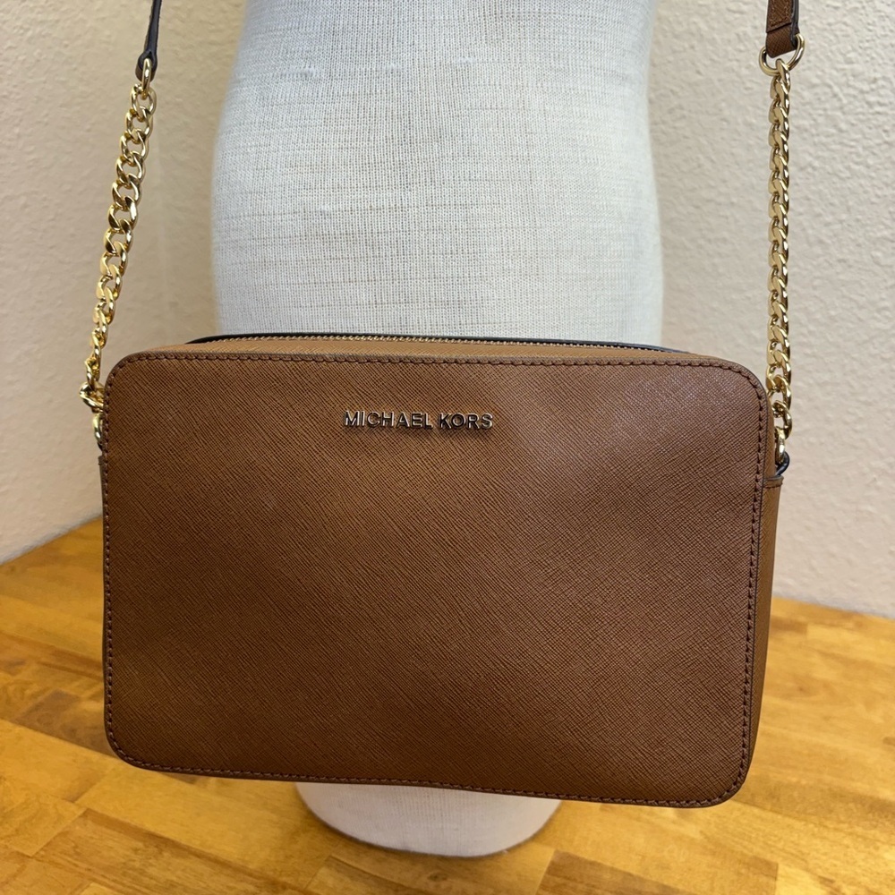 Michael Kors Jet Set Large Saffiano Leather Crossbody Bag Brown Gold Chain - Picture 2 of 11